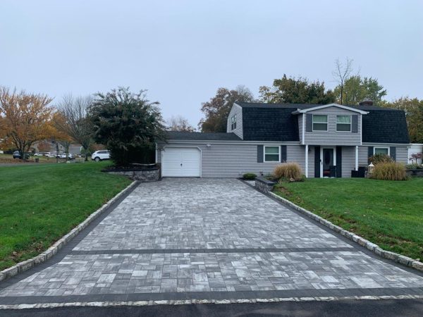 Cambridge paver driveway in Port Jefferson, Suffolk County