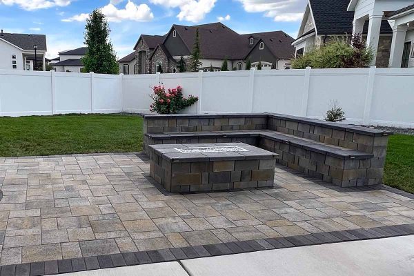 Outdoor patio in Huntington, 11743
