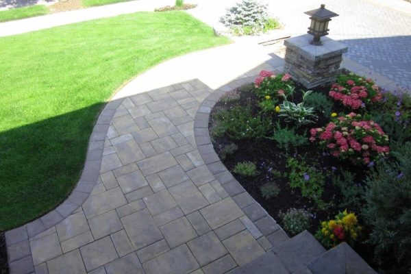 Our paving and masonry at work in Bayport